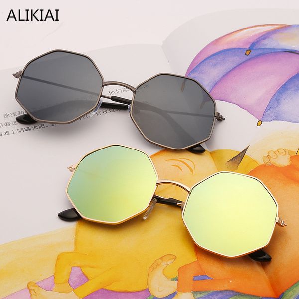 sunglasses mercury coating kids dual beam children baby boys girls protection sun glasses personas goggle uv400 hexagon (2), White;black
sunglasses mercury coating kids dual beam children baby boys girls protection sun glasses personas goggle uv400 hexagon (2), White;black