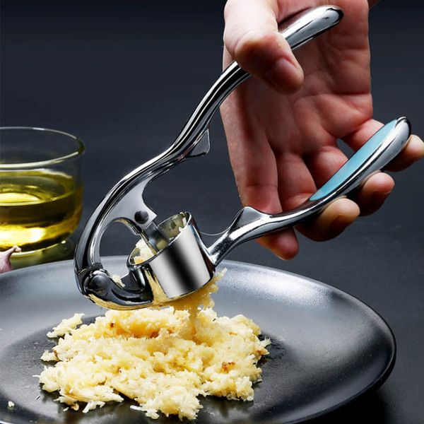 304 stainless steel garlic press, multi-function garlic extruder, garlic paste, mini ramming and clamping machine
304 stainless steel garlic press, multi-function garlic extruder, garlic paste, mini ramming and clamping machine
