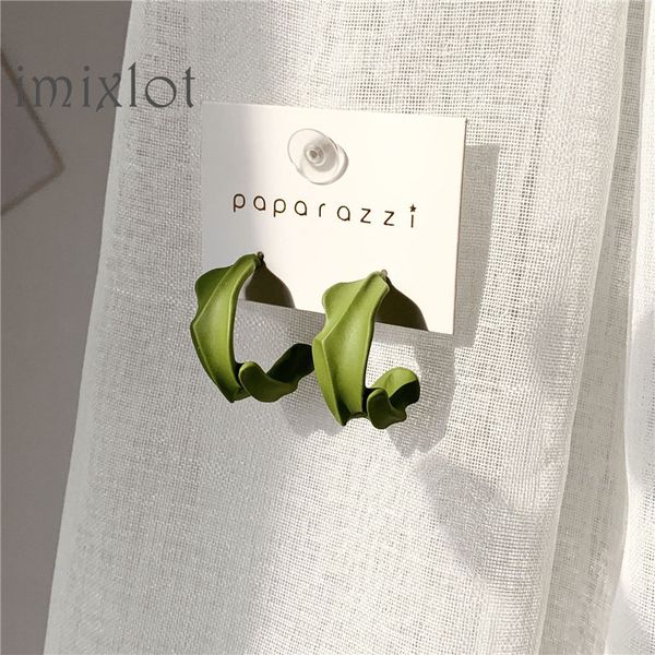 fashion temperament contracted semicircle geometric c shape earrings stud earrings jewelry accessories matcha green leaves, Golden;silver
fashion temperament contracted semicircle geometric c shape earrings stud earrings jewelry accessories matcha green leaves, Golden;silver
