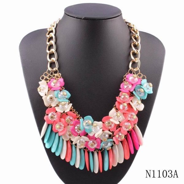 2020 fashion new design gold color chain pendant necklace flower shaped statement chunky women bead pendant necklace, Silver
2020 fashion new design gold color chain pendant necklace flower shaped statement chunky women bead pendant necklace, Silver