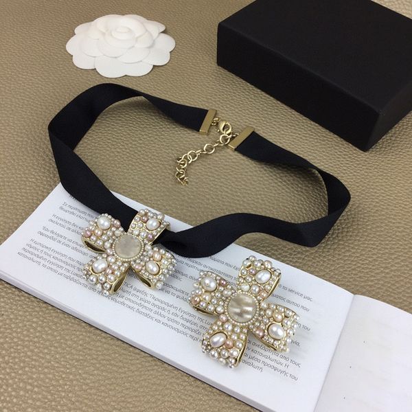 2020 brand fashion jewelry for women vintage black ribbon chain cross pendants choker necklace party ribbon choker jewelry, Golden;silver
2020 brand fashion jewelry for women vintage black ribbon chain cross pendants choker necklace party ribbon choker jewelry, Golden;silver