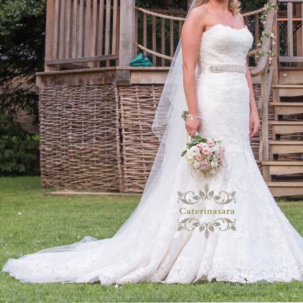 mermaid wedding dresses sweetheart cathedral train lace bride gowns crystals sash tulle wedding dress, Blue;red
mermaid wedding dresses sweetheart cathedral train lace bride gowns crystals sash tulle wedding dress, Blue;red