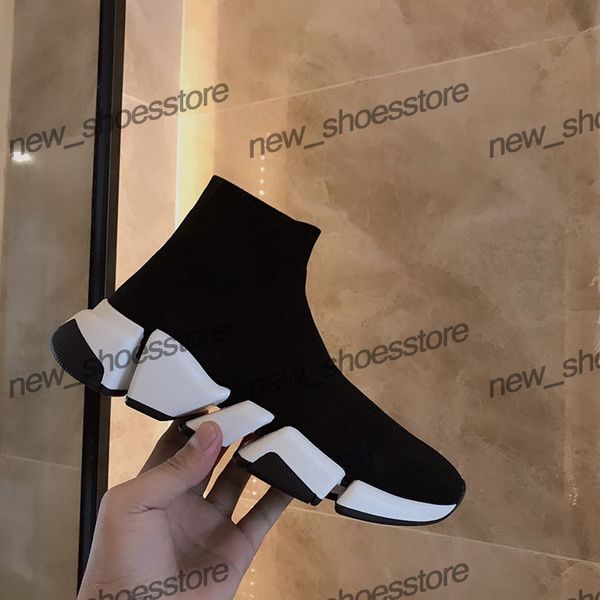 2020 new men and women breathable speed sports socks shoes platform knitted socks lightweight casual shoes sneakers chaussures, Black
2020 new men and women breathable speed sports socks shoes platform knitted socks lightweight casual shoes sneakers chaussures, Black