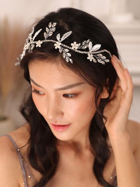 trendy flower wedding headband silver leaf rhinestone hair comb women ornaments bridal hair accessories band
trendy flower wedding headband silver leaf rhinestone hair comb women ornaments bridal hair accessories band