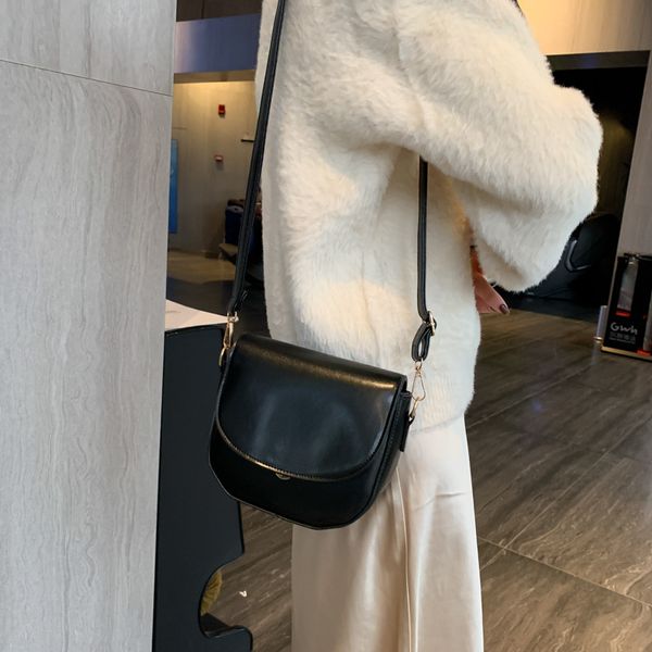 2020 autumn new trend korean crossbody bag saddle bag lady bags