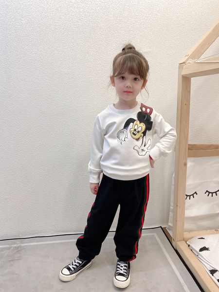 designer kids outfits children cartoon printed long sleeve sweatshirt+stripe ribbon casual pants 2pcs sets boys girls sport sets a4347, White
designer kids outfits children cartoon printed long sleeve sweatshirt+stripe ribbon casual pants 2pcs sets boys girls sport sets a4347, White