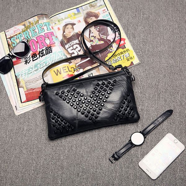 fashion women's messenger bag rivet handbag for youth lady day clutches sheepskin bags female bolsa tassel handbags
fashion women's messenger bag rivet handbag for youth lady day clutches sheepskin bags female bolsa tassel handbags