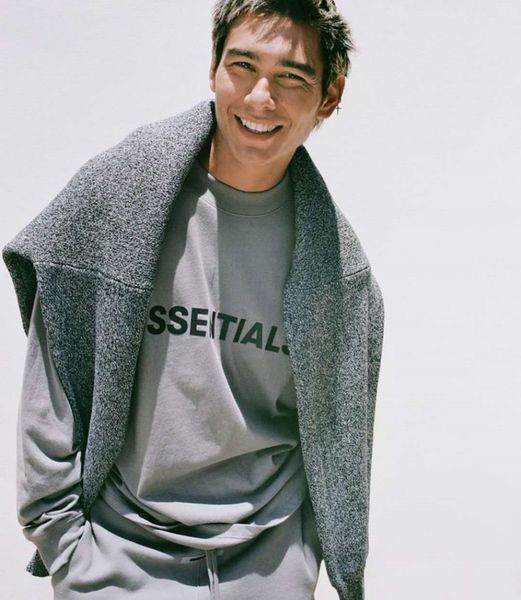 fashion fog fear of god essentials double line chest logo high street round neck long-sleeved pullover sweater fashion, White;black
fashion fog fear of god essentials double line chest logo high street round neck long-sleeved pullover sweater fashion, White;black