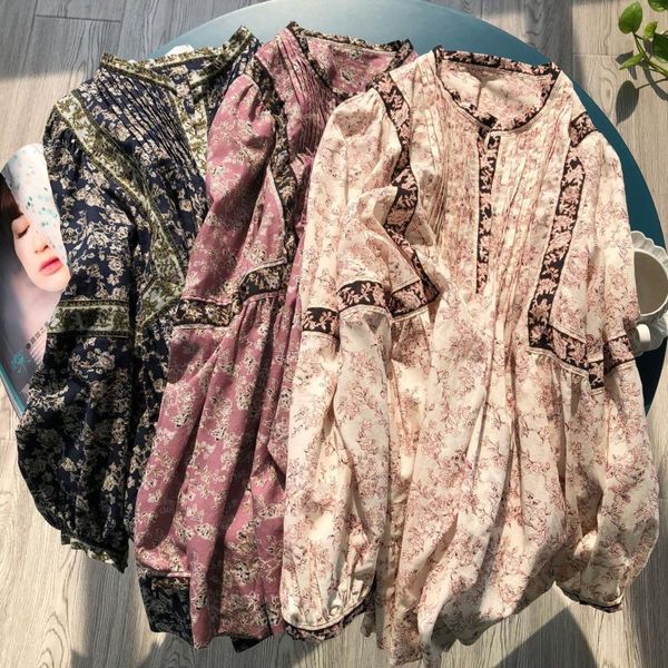 women's blouses & shirts floral printed vintage women blouse three colors pleated long lantern sleeve v-neck loose lady shirt, White
women's blouses & shirts floral printed vintage women blouse three colors pleated long lantern sleeve v-neck loose lady shirt, White