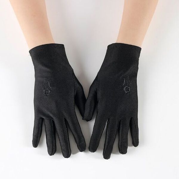 xeongkvi korean flower embroidery solid color spandex stretch gloves summer driving sunscreen women mitten wrist gloves, Blue;gray
xeongkvi korean flower embroidery solid color spandex stretch gloves summer driving sunscreen women mitten wrist gloves, Blue;gray