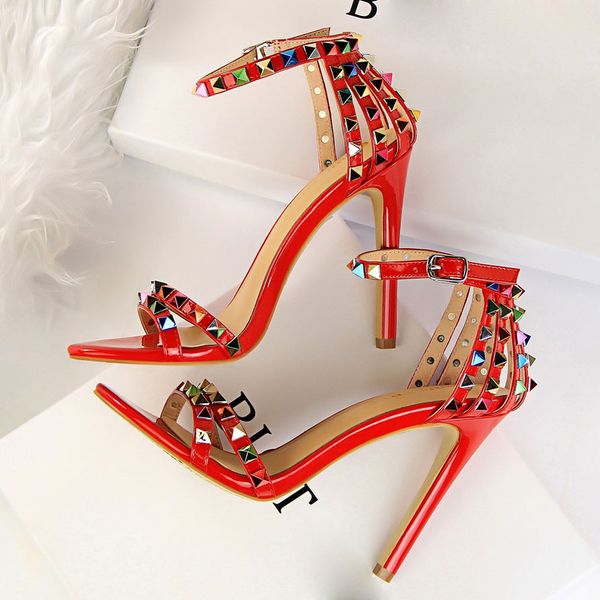 2021 women 11cm high heels rivets studded sandals lady sandles stiletto gladiator pumps stripper summer fetish platform shoes, Black
2021 women 11cm high heels rivets studded sandals lady sandles stiletto gladiator pumps stripper summer fetish platform shoes, Black