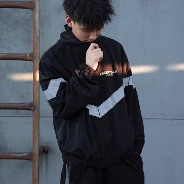 trendy fear of god season7 fog season 7 essentials holographic reflective hooded jacket, White;black
trendy fear of god season7 fog season 7 essentials holographic reflective hooded jacket, White;black