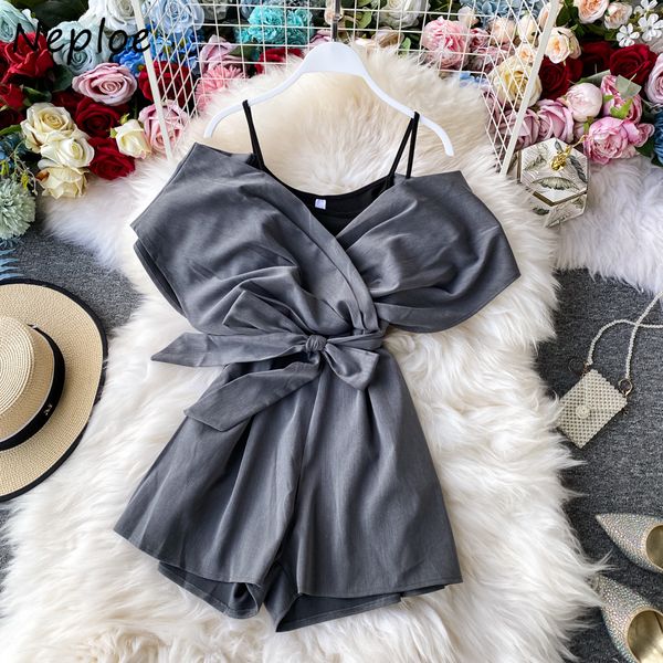 neploe fake two piece jumpsuits women fashion solid v neck short sleeve ladies playsuits casual slim waist wide leg bodysuit, Black;white
neploe fake two piece jumpsuits women fashion solid v neck short sleeve ladies playsuits casual slim waist wide leg bodysuit, Black;white