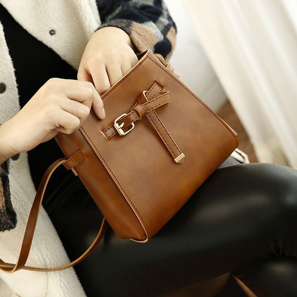 shoulder bag bags for women purse crossbody bag phone hand messager travel simple leather chain handbag retro daily wild chain
shoulder bag bags for women purse crossbody bag phone hand messager travel simple leather chain handbag retro daily wild chain