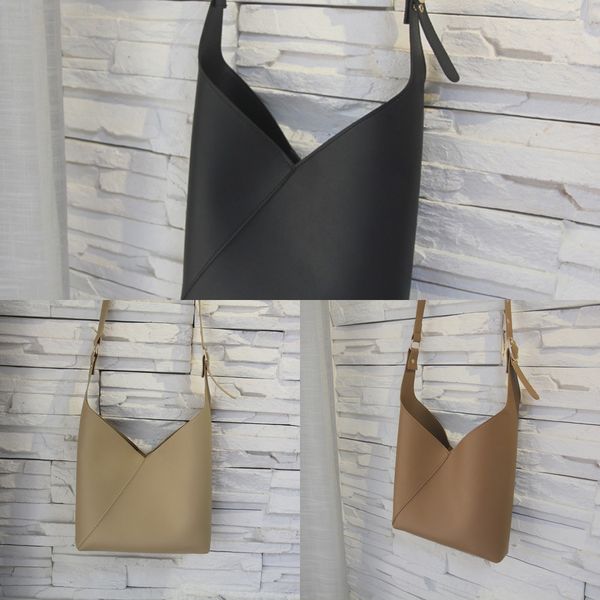 saul 2020 new korean style women's shoulder ins fashion shoulder fashion super trendy bag pu korean dongdaemun women's bag ju3ao
saul 2020 new korean style women's shoulder ins fashion shoulder fashion super trendy bag pu korean dongdaemun women's bag ju3ao