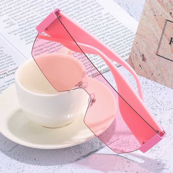 clear retro color sun one for square fashion glasses men sunglasses piece gradient shades women rimless black niugn, White;black
clear retro color sun one for square fashion glasses men sunglasses piece gradient shades women rimless black niugn, White;black