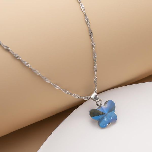 fashion blue red glass butterfly pendant necklace for women gold silver color wave chain collar short clavicle chocker 2020
fashion blue red glass butterfly pendant necklace for women gold silver color wave chain collar short clavicle chocker 2020