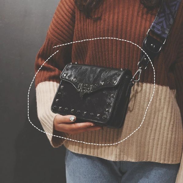 new brand women bags luxury handbags women messenger bags cover rivet bag girls fashion shoulder bag ladies pu leather handbags
new brand women bags luxury handbags women messenger bags cover rivet bag girls fashion shoulder bag ladies pu leather handbags