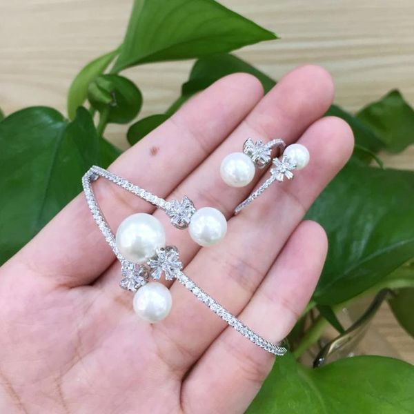 godki имитация pearl подвеска 2pcs себе браслет кольцо набор для женщин свадебной партия cubic циркона дубай люкс комплект ювелирных изделий, Silver
godki имитация pearl подвеска 2pcs себе браслет кольцо набор для женщин свадебной партия cubic циркона дубай люкс комплект ювелирных изделий, Silver