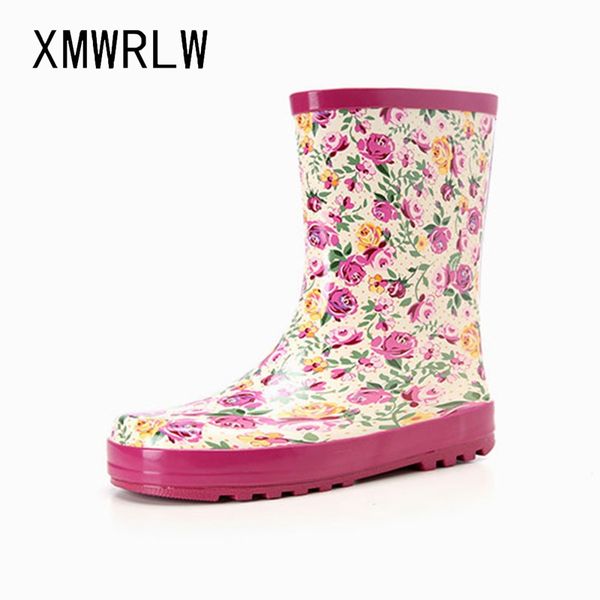 xmwrlw fashion embroidery women waterproof shoes rubber sole female mid-calf boots 2020 spring autumn women rain boots shoes, Black
xmwrlw fashion embroidery women waterproof shoes rubber sole female mid-calf boots 2020 spring autumn women rain boots shoes, Black
