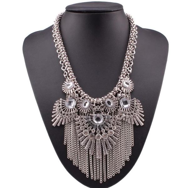 2020 fashionable new design big chunky necklaces gold color chain crystal alloy tassel statement pendant necklace women, Silver
2020 fashionable new design big chunky necklaces gold color chain crystal alloy tassel statement pendant necklace women, Silver