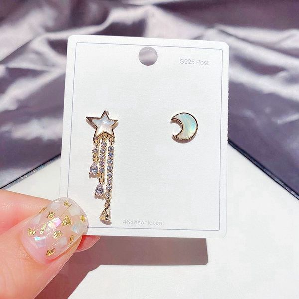 stud migga asymmetric star moon earrings gold color zircon crystal tassel natural shell for women, Golden;silver
stud migga asymmetric star moon earrings gold color zircon crystal tassel natural shell for women, Golden;silver