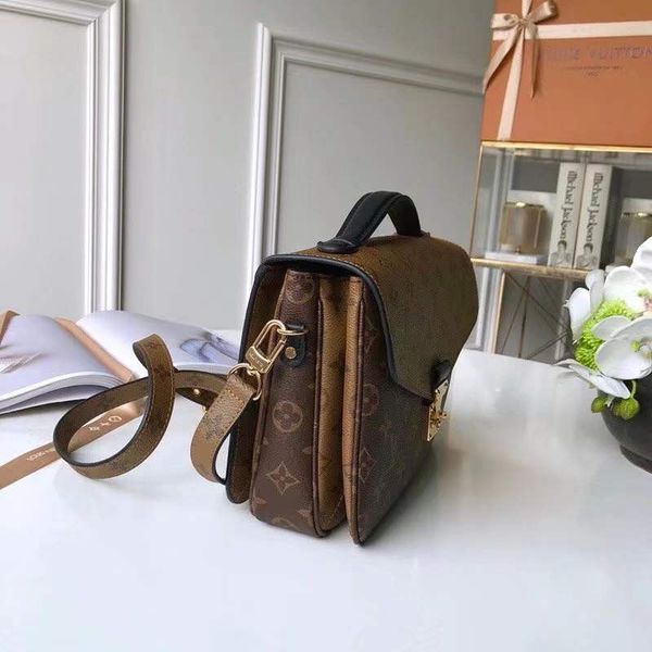the new contracted joker dumplings package printing one shoulder brand designer female bag handbags women fashion leather for ladies
the new contracted joker dumplings package printing one shoulder brand designer female bag handbags women fashion leather for ladies