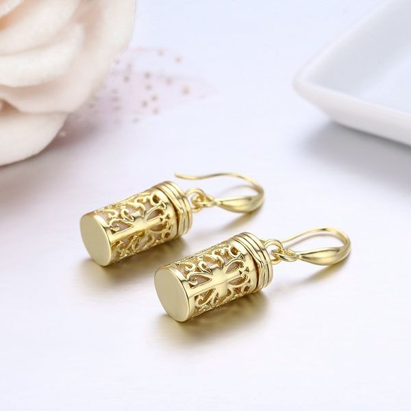hollow out filligree cross perfume bottle essential oil diffuser drop dangle earrings for women girls gold color jewelry aros, Silver
hollow out filligree cross perfume bottle essential oil diffuser drop dangle earrings for women girls gold color jewelry aros, Silver