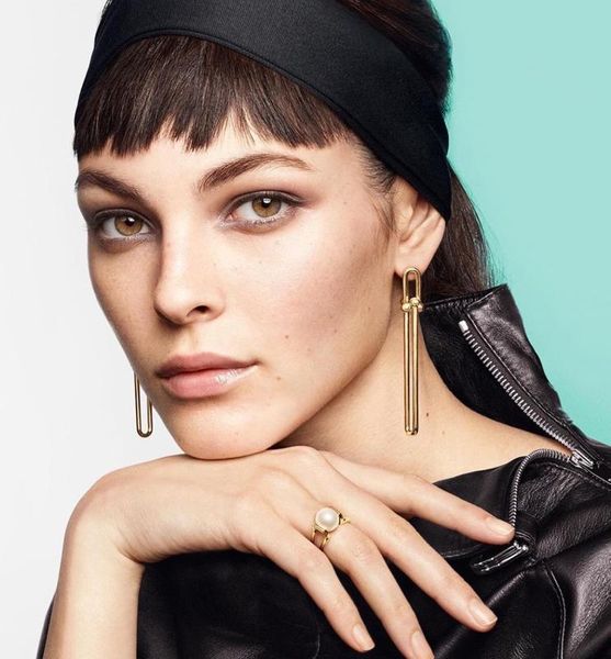 stud gothic women earrings vintage metal link chain femme brincos fashion punk jewelry hiphop earring for 2021, Golden;silver
stud gothic women earrings vintage metal link chain femme brincos fashion punk jewelry hiphop earring for 2021, Golden;silver