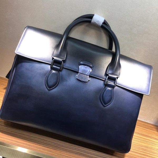 andonaimi colorful custom hand-drawing clamshell large-capacity travel business briefcase men's bags women's bags trend
andonaimi colorful custom hand-drawing clamshell large-capacity travel business briefcase men's bags women's bags trend