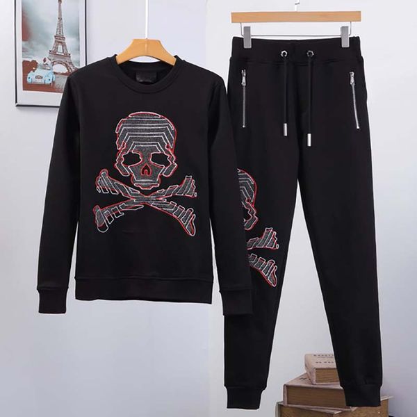 mens tracksuits 2020 autumn new male fashion rhinestones skull & letter embroidery two-piece suits male casual sportswear sets size -3xl, Gray
mens tracksuits 2020 autumn new male fashion rhinestones skull & letter embroidery two-piece suits male casual sportswear sets size -3xl, Gray