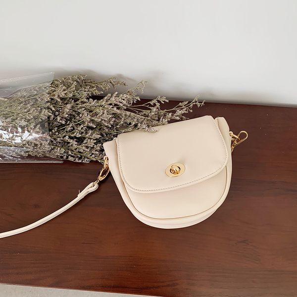 mini white women's bag designer pu leather crossbody bags for women fashion saddle crossbody bag woman's
mini white women's bag designer pu leather crossbody bags for women fashion saddle crossbody bag woman's