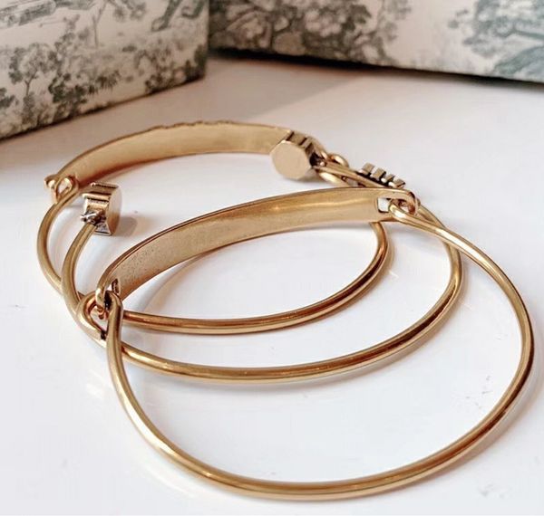 letter three ring bracelet brass material bracelet retro avant-garde beauty mandatory three ring split bracelet fashion jewelry, Black
letter three ring bracelet brass material bracelet retro avant-garde beauty mandatory three ring split bracelet fashion jewelry, Black