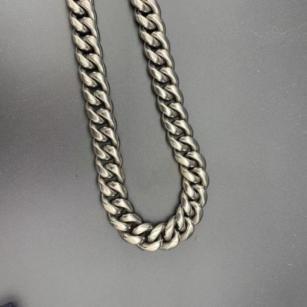 chains second largest width titanium men's necklaces in the world 13.5 mm length 60 cm only 145 g weight, Silver
chains second largest width titanium men's necklaces in the world 13.5 mm length 60 cm only 145 g weight, Silver