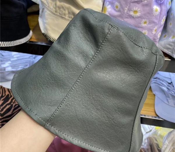 2021 new fashion luxury bucket hat fisherman hat classic travel sun hat for men and women b52, Blue;gray
2021 new fashion luxury bucket hat fisherman hat classic travel sun hat for men and women b52, Blue;gray