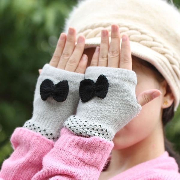 autumn and winter korean fashion girls bow half finger gloves autumn and winter short warm gloves st02, Blue;gray
autumn and winter korean fashion girls bow half finger gloves autumn and winter short warm gloves st02, Blue;gray