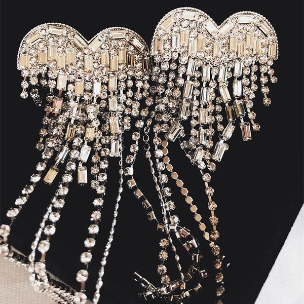 dangle & chandelier luxury boutique crystal long chain heart charm earrings for women jewelry fashion statement accessories, Silver
dangle & chandelier luxury boutique crystal long chain heart charm earrings for women jewelry fashion statement accessories, Silver