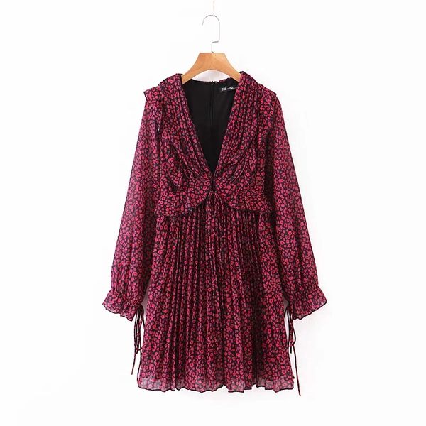 2020 red v neck print sheath designer clothing a line fall new fashion women dresses fashion with shoulder casual pad print dress, Black;gray
2020 red v neck print sheath designer clothing a line fall new fashion women dresses fashion with shoulder casual pad print dress, Black;gray