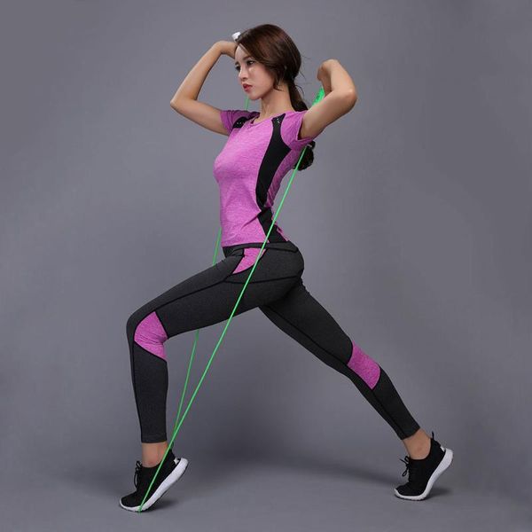 yoga outfits reflective shirts capris compressed leggings gym clothing fitness running shirt quick dry sportswear women pants, White;red
yoga outfits reflective shirts capris compressed leggings gym clothing fitness running shirt quick dry sportswear women pants, White;red