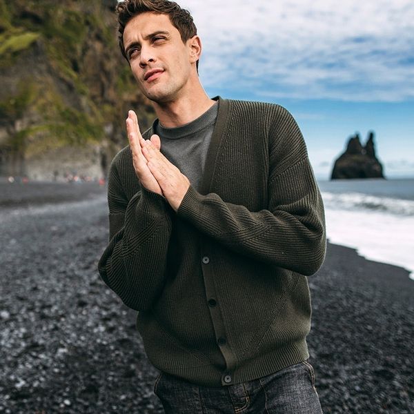 autumn men sweater cotton solid cardigan pocket pocket for man casual slim fit clothing 2020 new male wear knitted coat 11913, White;black
autumn men sweater cotton solid cardigan pocket pocket for man casual slim fit clothing 2020 new male wear knitted coat 11913, White;black