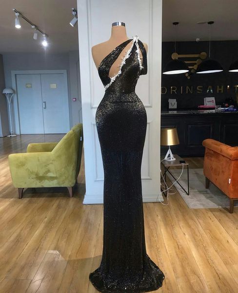 bling bling black evening dresses one shoulder sequined sleeveless mermaid prom dress custom made luxury robe de soiree, Black;red
bling bling black evening dresses one shoulder sequined sleeveless mermaid prom dress custom made luxury robe de soiree, Black;red