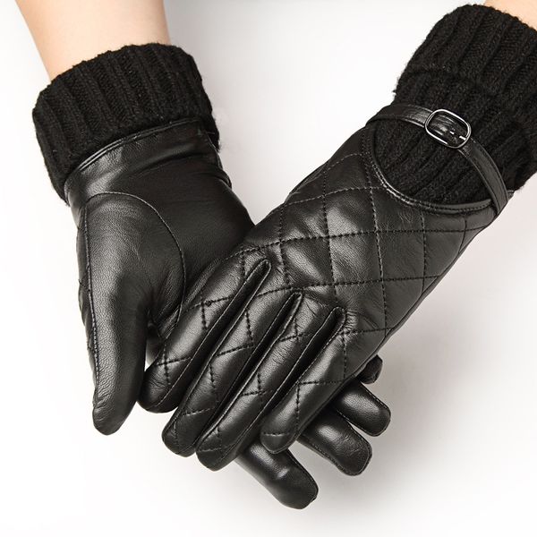 2020 fashion business special leather goat skin touch grid gloves lady locomotive cold gloves, Blue;gray
2020 fashion business special leather goat skin touch grid gloves lady locomotive cold gloves, Blue;gray