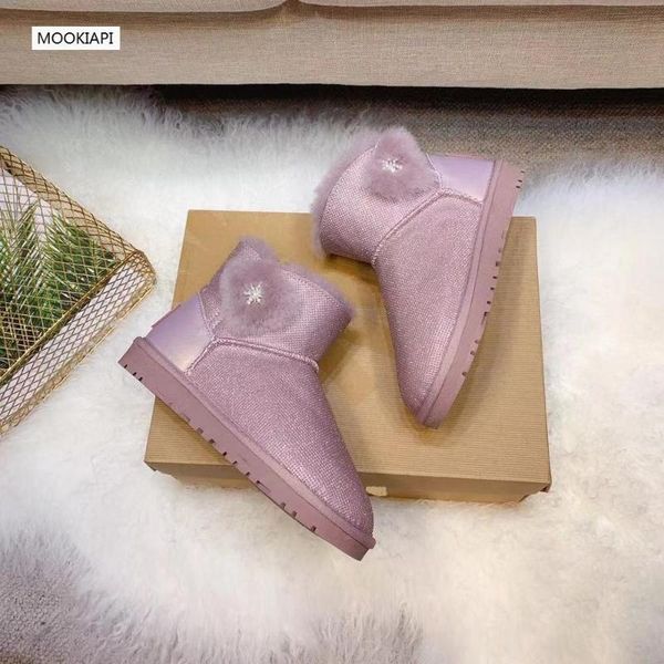 2020 australia's latest snow boots with zipper, 100% natural wool, fashionable women's shoes with diamonds, delivery, Black
2020 australia's latest snow boots with zipper, 100% natural wool, fashionable women's shoes with diamonds, delivery, Black