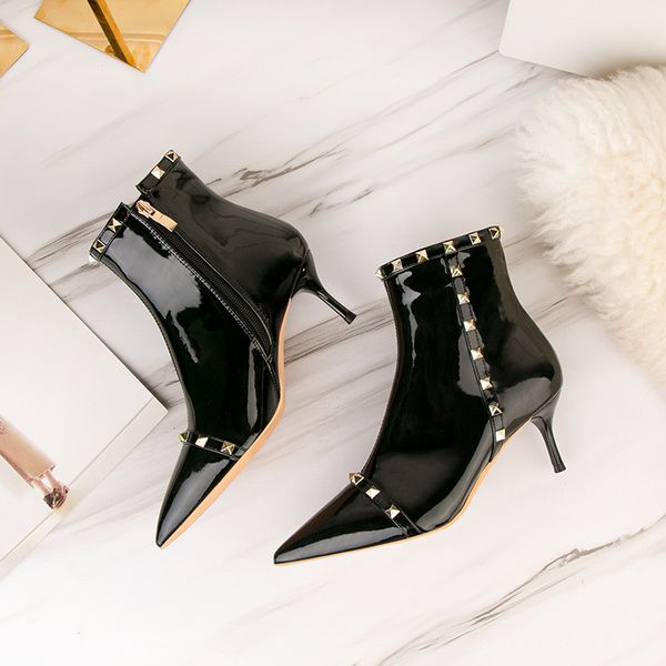 patent leather ankle boots women autumn winter high heels pointed toe ladies shoes rivet stiletto punk black boots
patent leather ankle boots women autumn winter high heels pointed toe ladies shoes rivet stiletto punk black boots