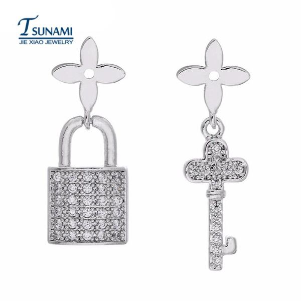 stud fashion micro pave the keys of cubic zircon earrings adapt to birthday party a wedding jewelry, Golden;silver
stud fashion micro pave the keys of cubic zircon earrings adapt to birthday party a wedding jewelry, Golden;silver