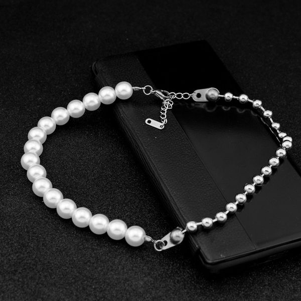 hip hop pearl irregular metal choker necklace for women girl punk geometric pendant necklace cool trendy statement jewelry 2020, Golden;silver
hip hop pearl irregular metal choker necklace for women girl punk geometric pendant necklace cool trendy statement jewelry 2020, Golden;silver