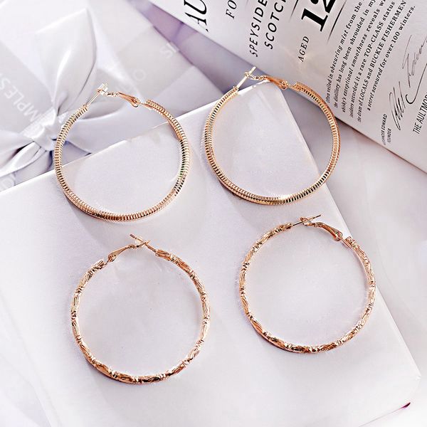 2020 fashion women gold big round circles hoop earrings boho jewelry ladies retro classic ear ring, Golden;silver
2020 fashion women gold big round circles hoop earrings boho jewelry ladies retro classic ear ring, Golden;silver