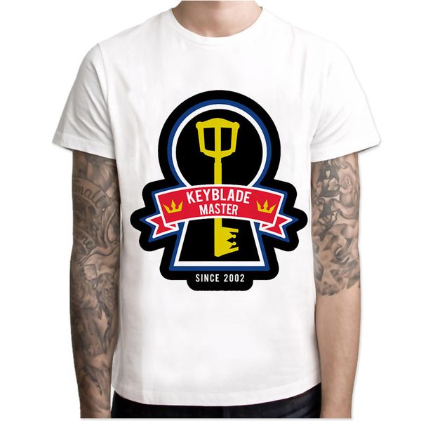 царство сердца людей тенниска битник keyblade master since 2002 футболки o шея белого tshirts для качества человека высоты топ тис мужчин
царство сердца людей тенниска битник keyblade master since 2002 футболки o шея белого tshirts для качества человека высоты топ тис мужчин