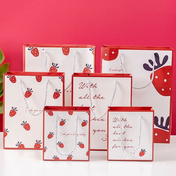 new paper strawberry gift box creative wedding favors gift bag with ribbon guests wedding baby shower birthday party decoration
new paper strawberry gift box creative wedding favors gift bag with ribbon guests wedding baby shower birthday party decoration