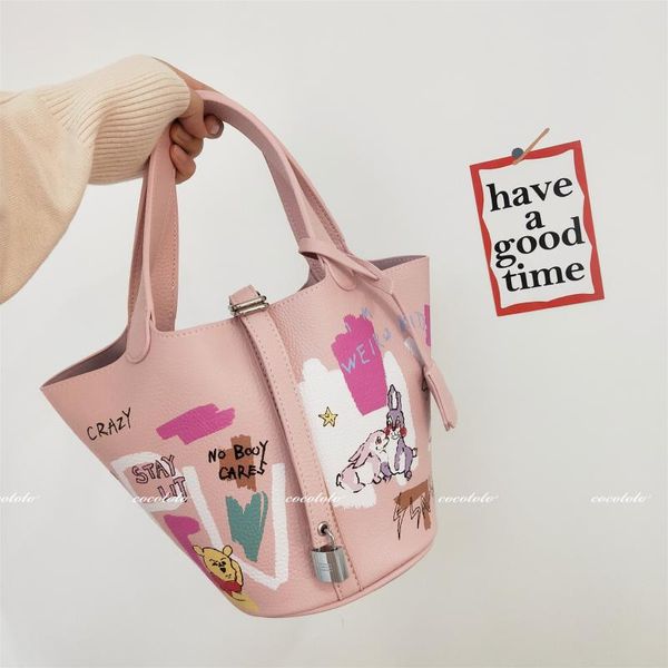 women large bags 2020 new pu shoulder bag graffiti letter vegetable basket handbag casual cartoon crossbody bag
women large bags 2020 new pu shoulder bag graffiti letter vegetable basket handbag casual cartoon crossbody bag